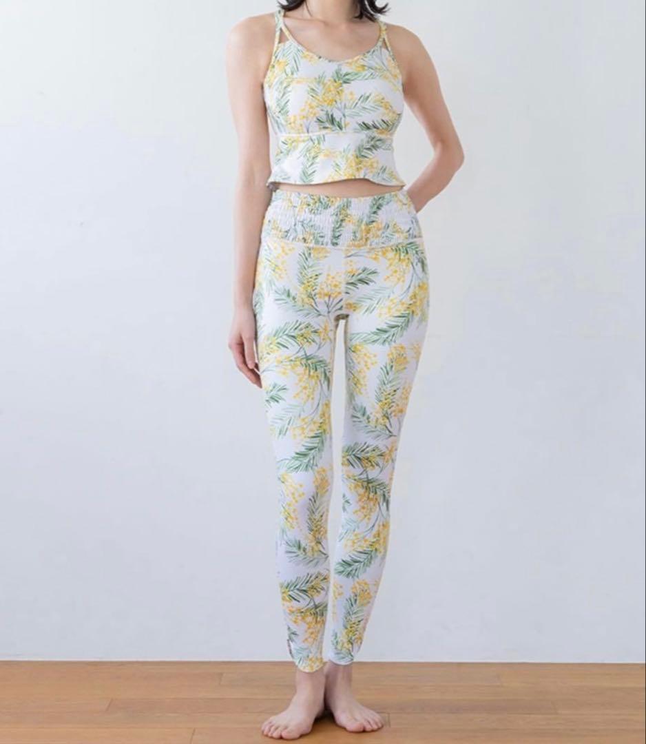 新品未使用 SUKALA スプリングフラワー シャーリングレギンス M ミモザ