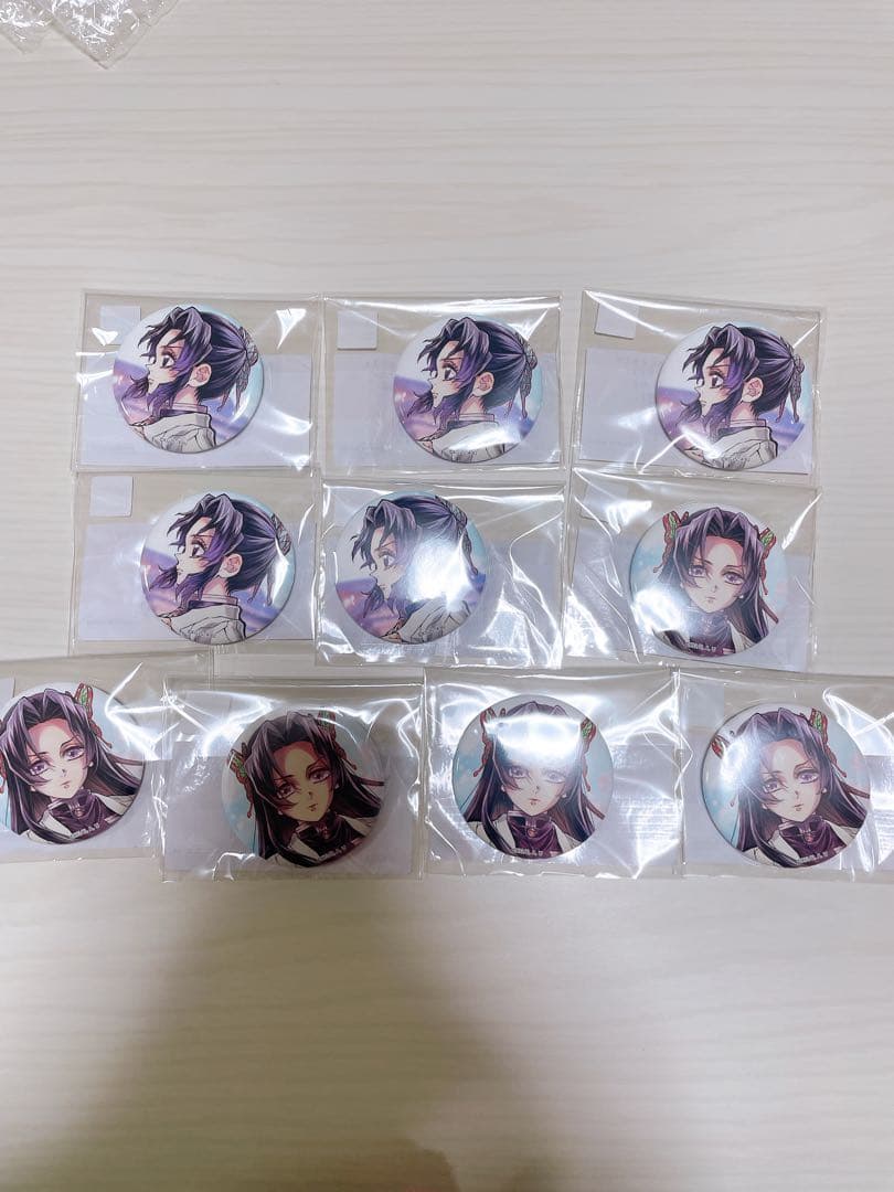 鬼滅の刃 ユーフォーテーブルWEBSHOPくじ カナエ　しのぶ　缶バッジ