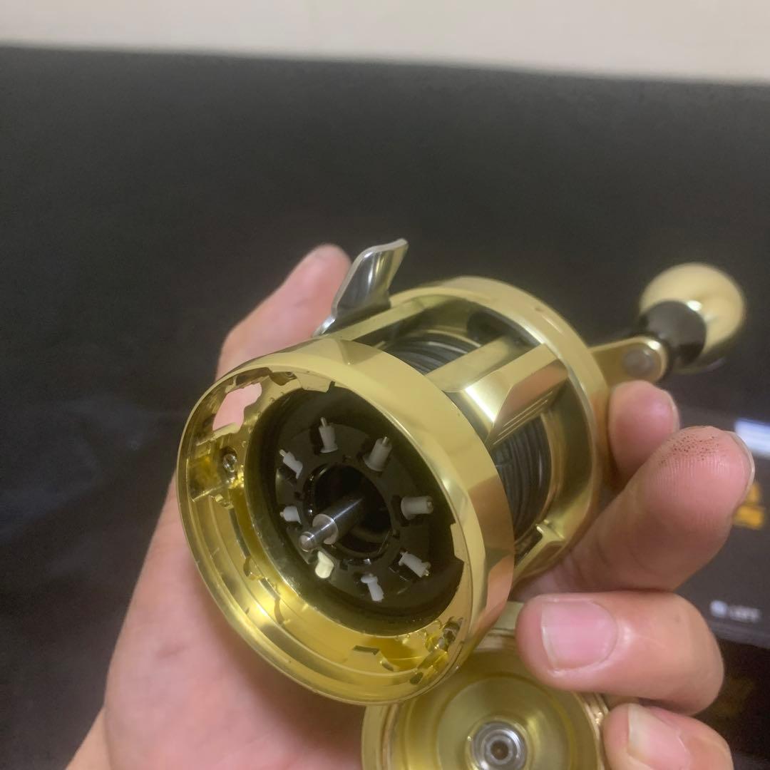 KORKMAS K300 ベイトリール ゴールド