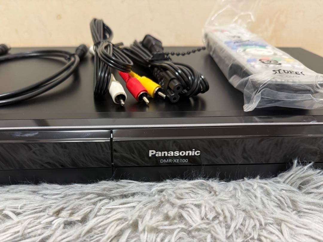 Panasonic DMR-XE100 DVDレコーダー320 GB HHD