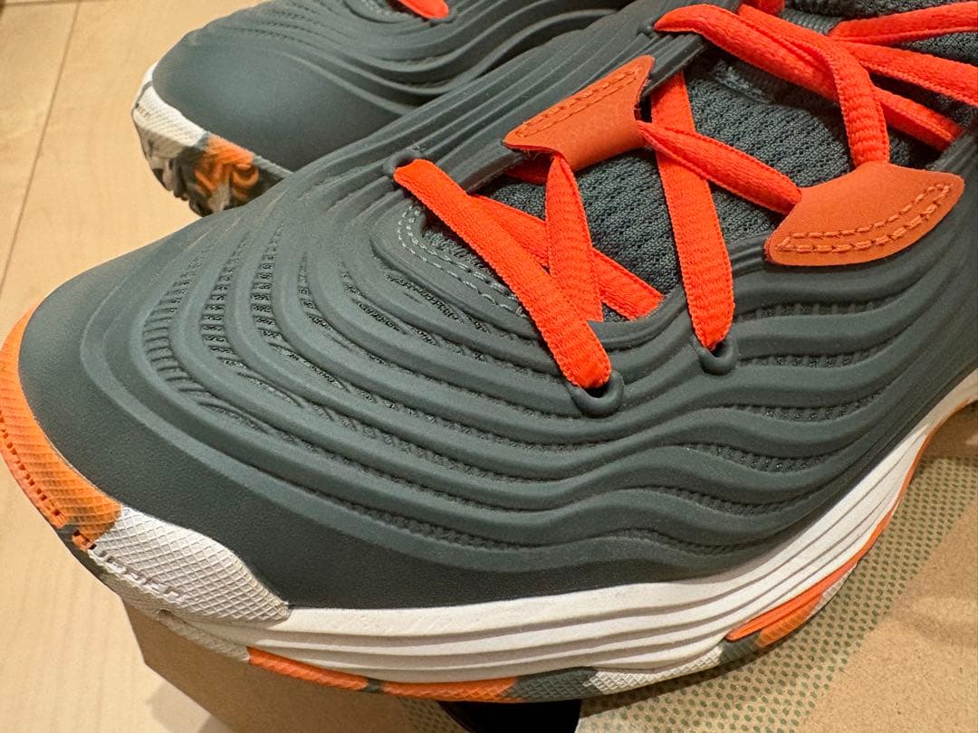 【美品・希少】ヨネックス フュージョンレブ5 メン GC オムニ用 26.0cm