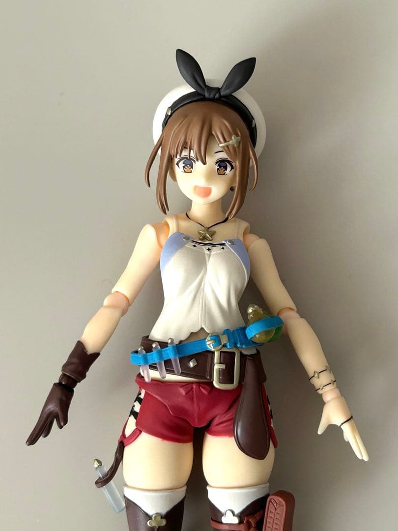 figma ライザリン・シュタウト　※初期不良あり