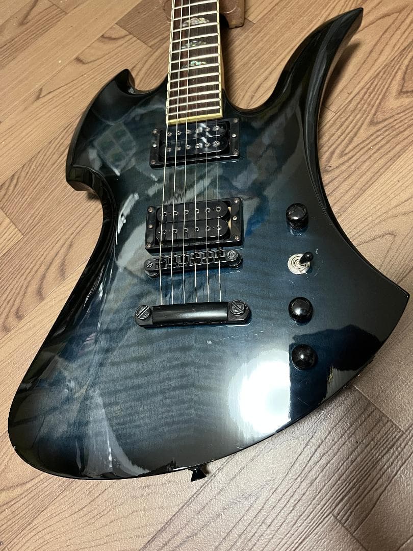 B.C.RICH モッキンバード ギター シースルーブラックサンバースト　虎目