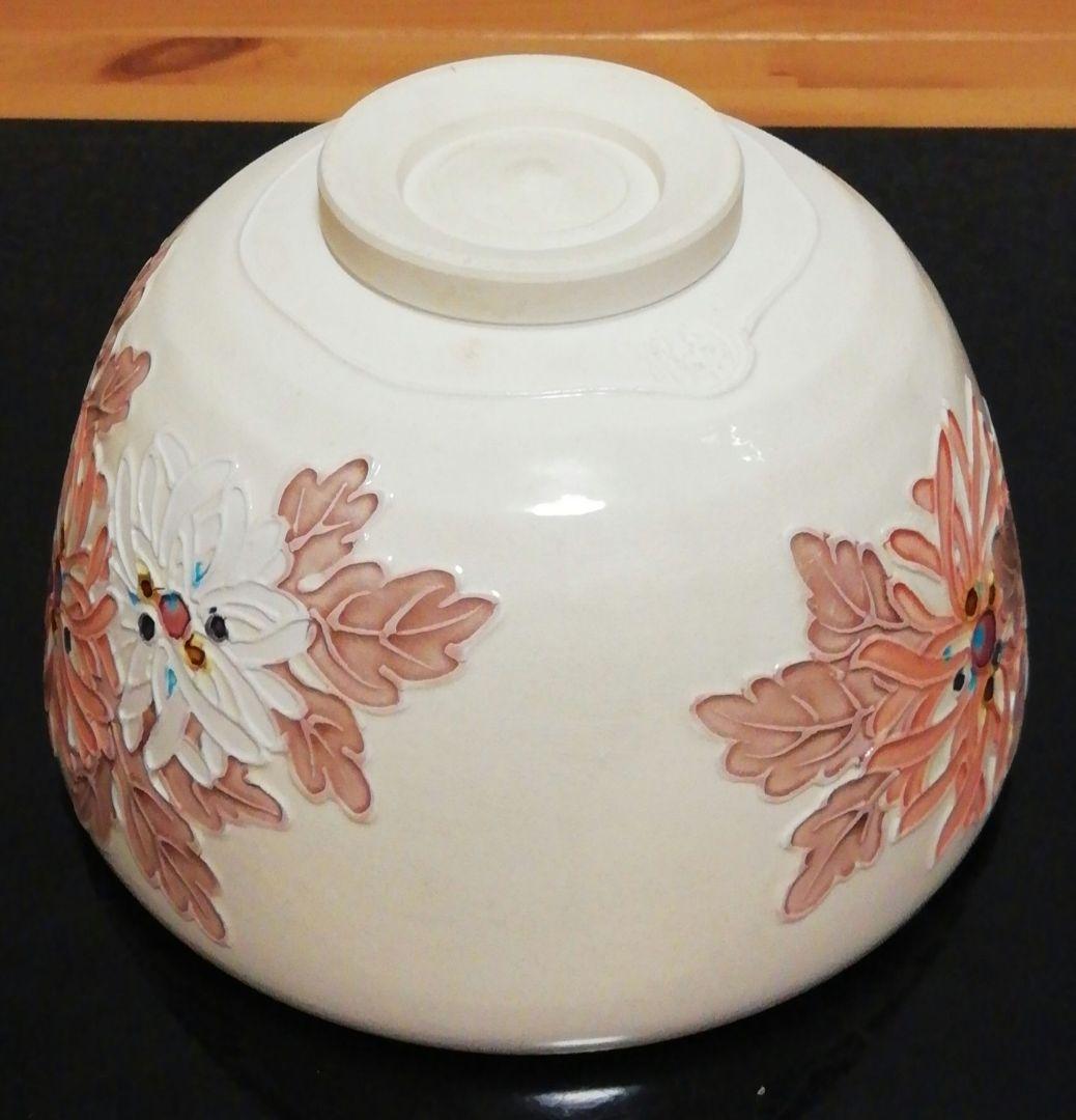 山本一如作　淡茶　交趾　菊　茶碗　共箱　共布　略歴付　茶道具