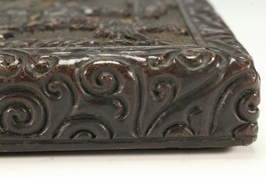 中国美術 彷 堆黒 具利縁 人物鳳鶴紋 蓋物(K-YC375)