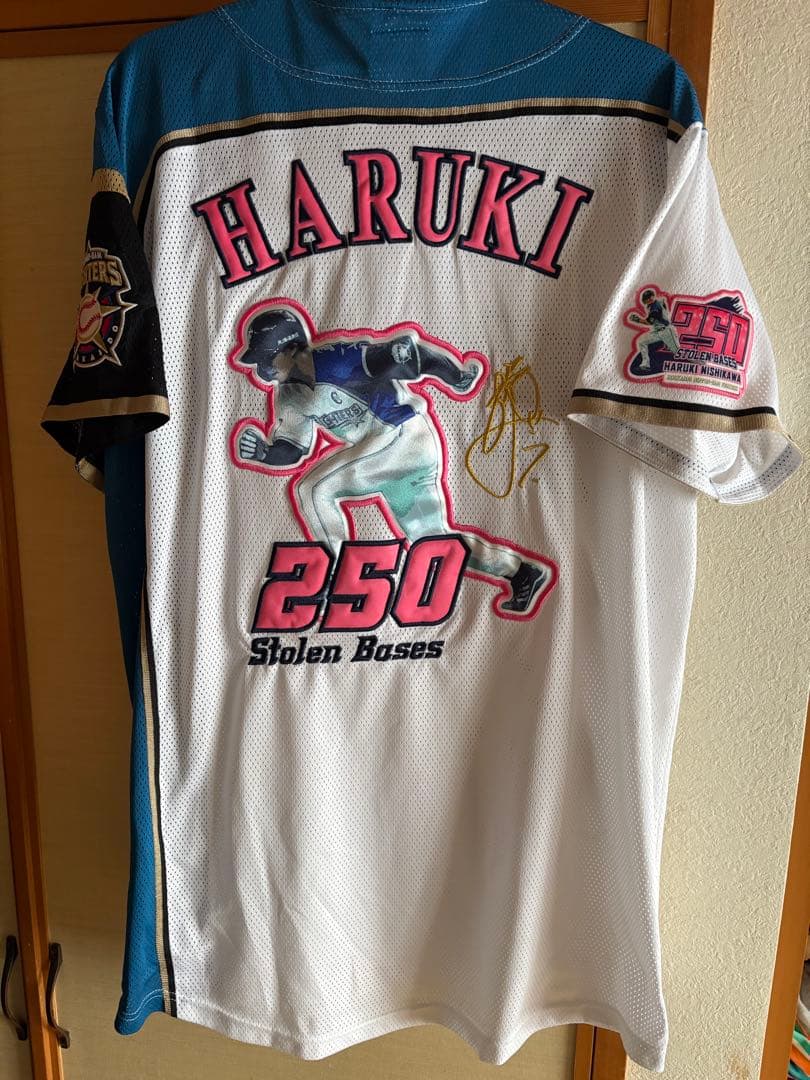 お値下げ中　ファイターズ　西川選手　背番号7 ユニフォーム　Oサイズ