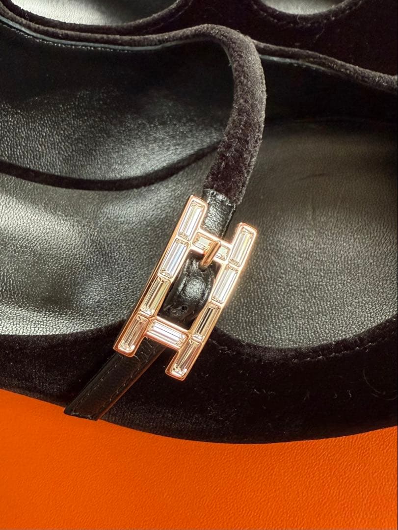 エルメス☆黒スエードストラップ付きミュール