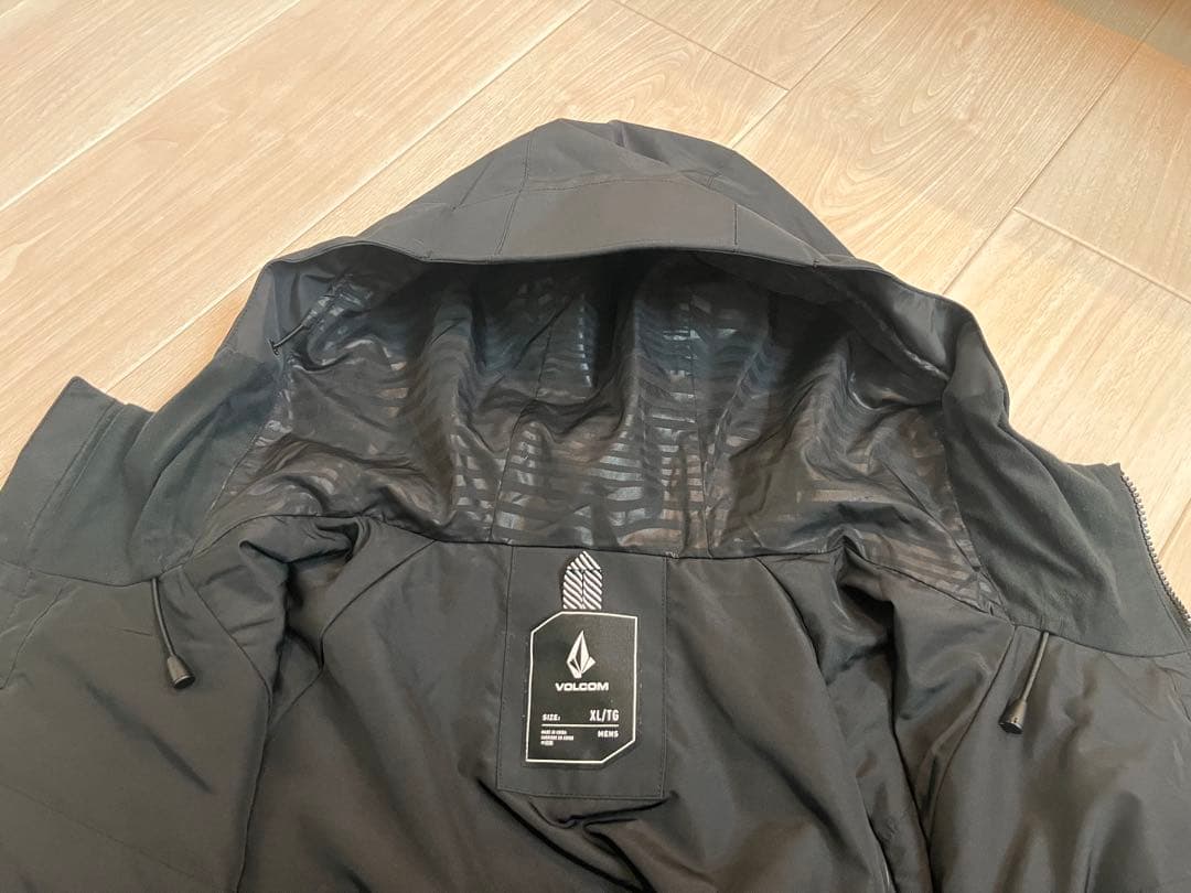 ✴︎美品✴︎volcom バルコム スノボウェア メンズXL