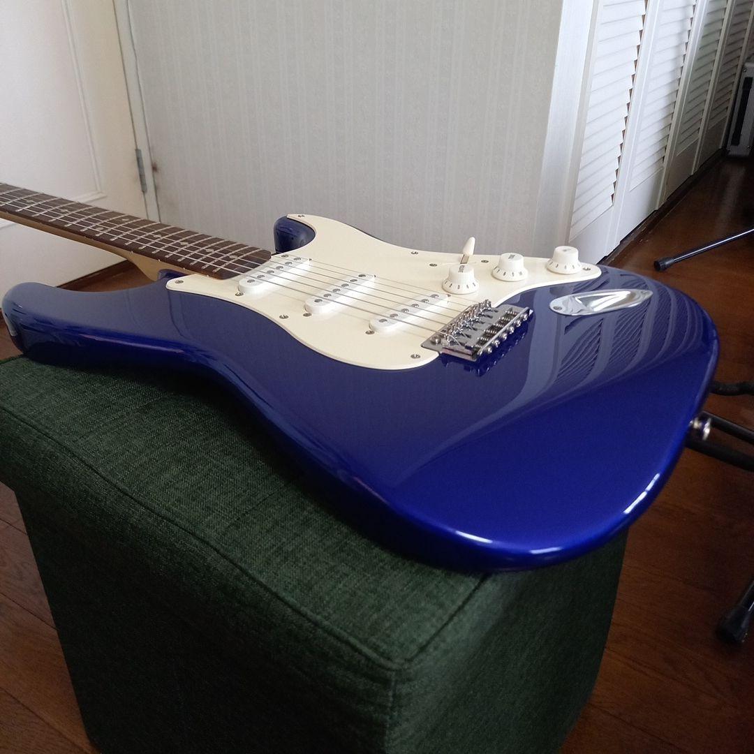 『美品』金文字ロゴSquier By Fender Affinity STRAT