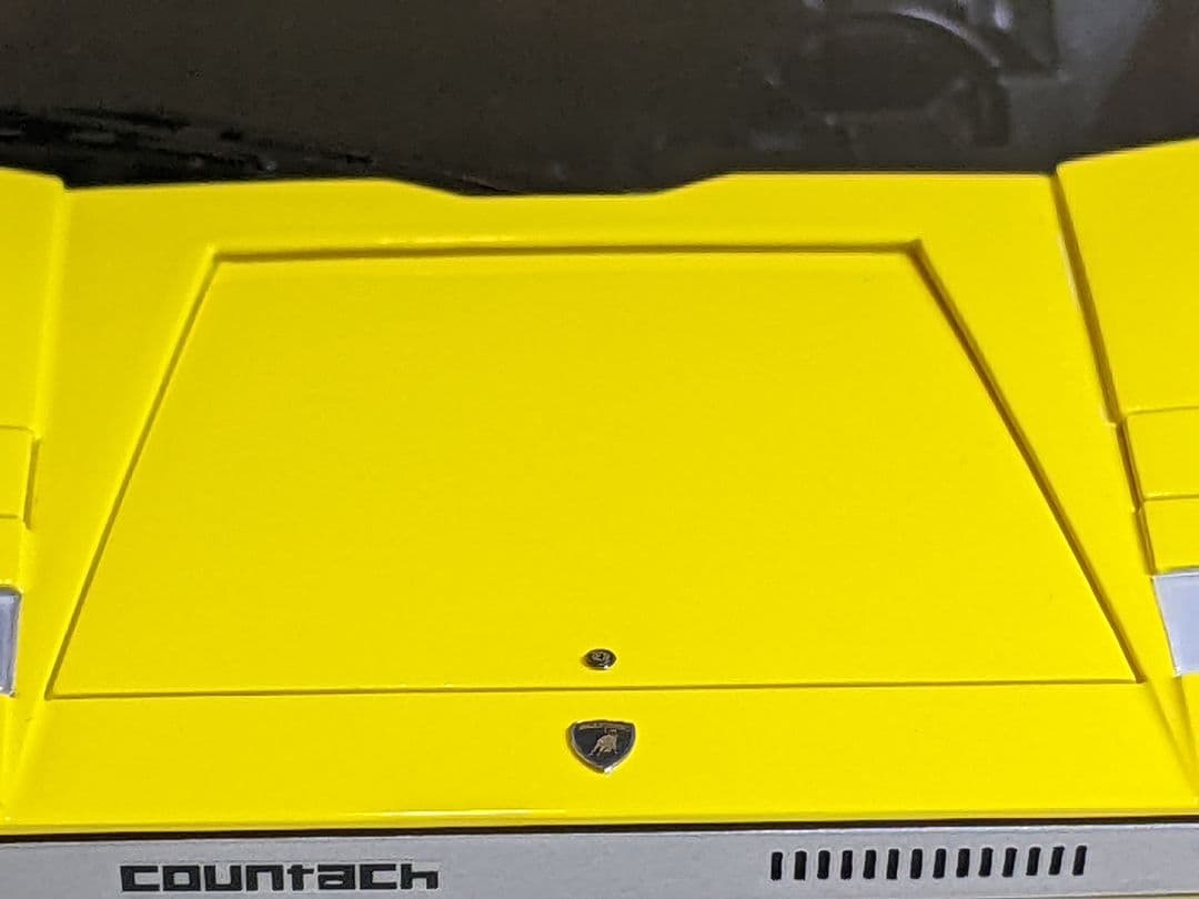 1/18 アイドロン カウンタックLP500 後期型 1971