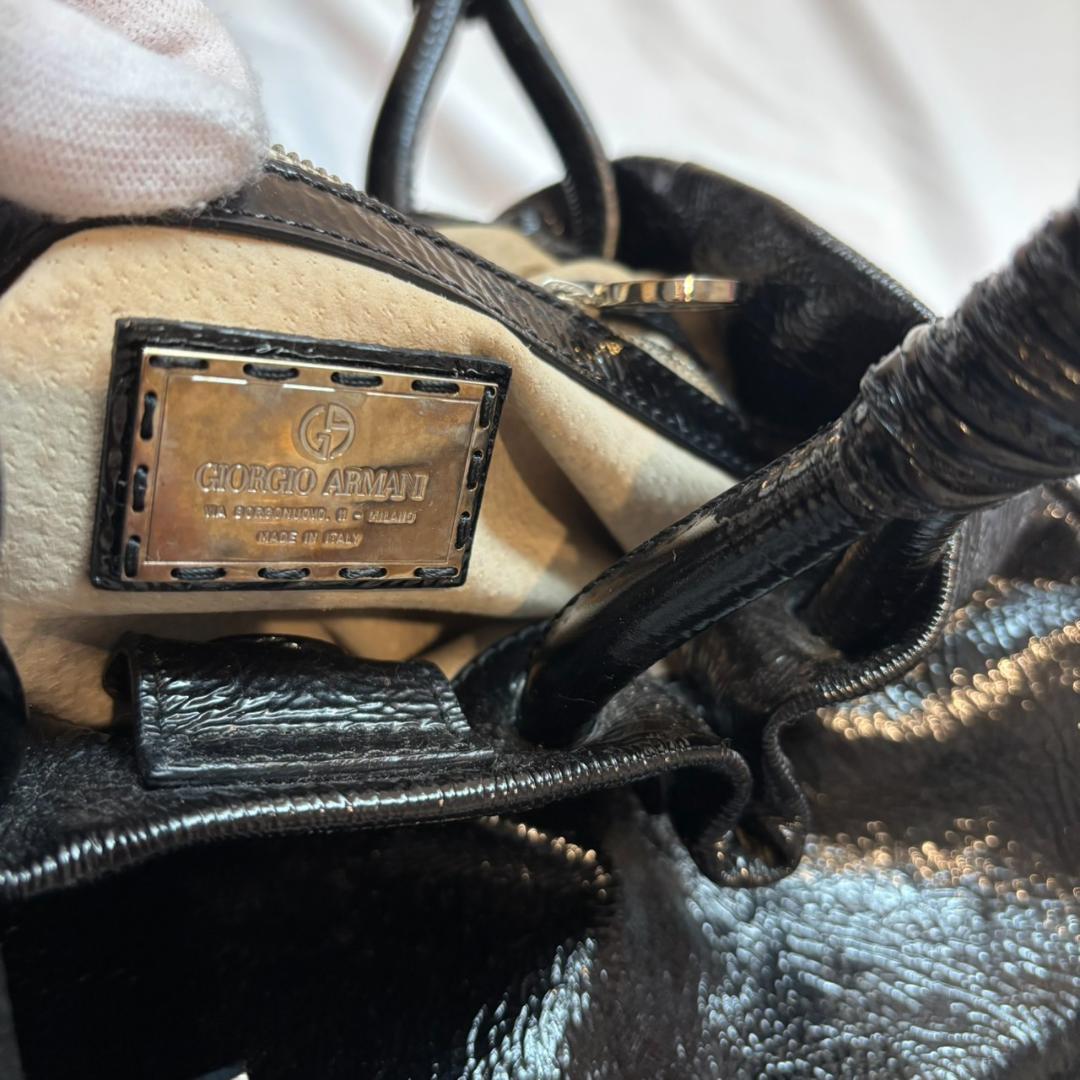 【希少】ジョルジオ アルマーニ　パテントレザー　ハンドバッグ　ロゴプレート