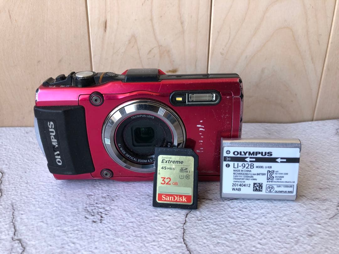 OLYMPUS Tough Stylus TG-3 赤　(D9)