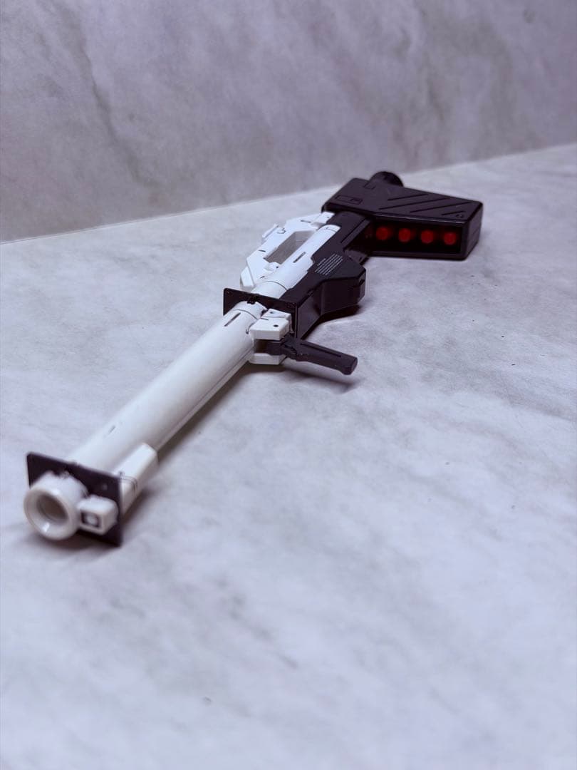 MG(マスターグレード) ガンプラ/RX-93：ニューガンダム/塗装済み完成品