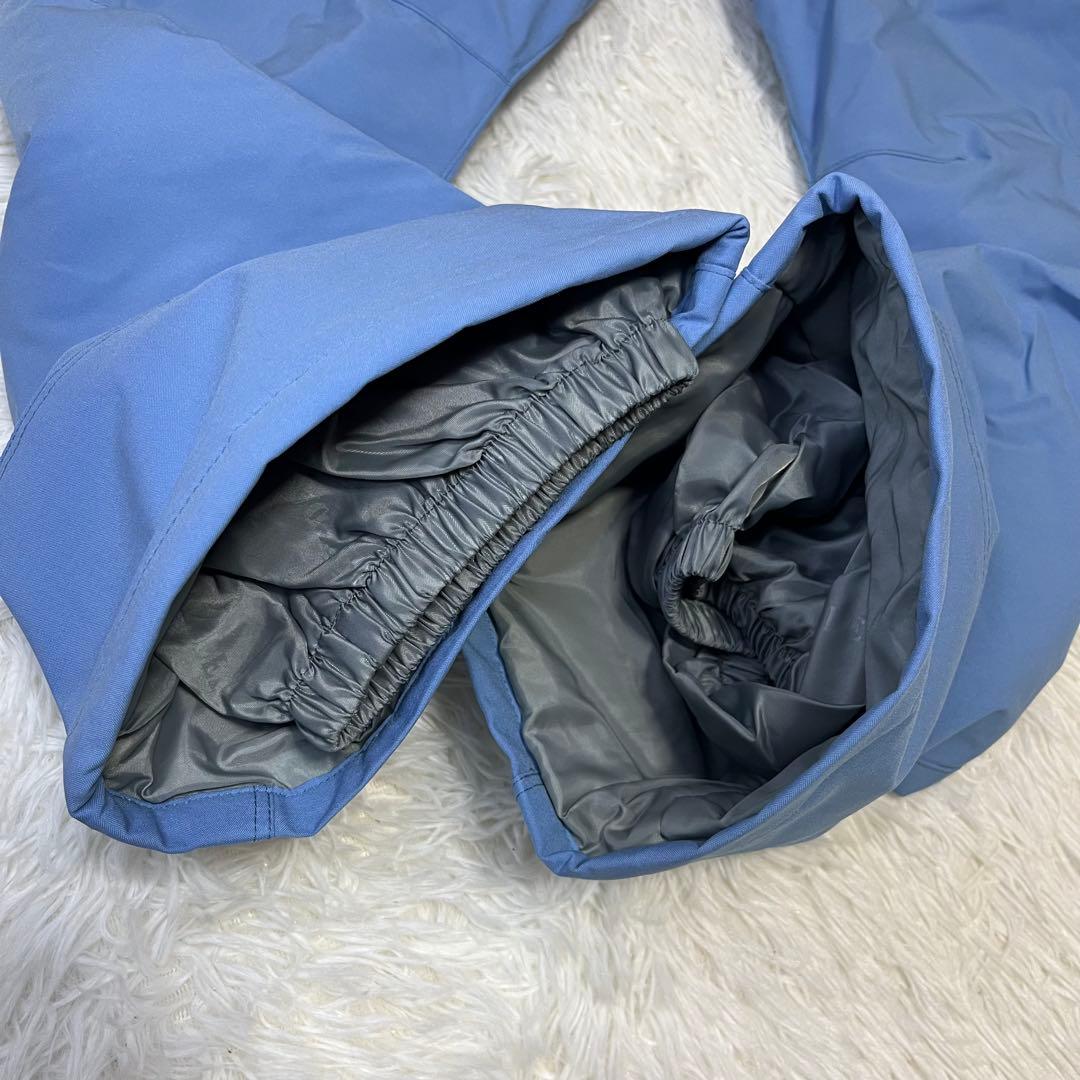 新品タグ付き ONYONE ジュニア スノーウェア上下 150 可愛い総柄と水色