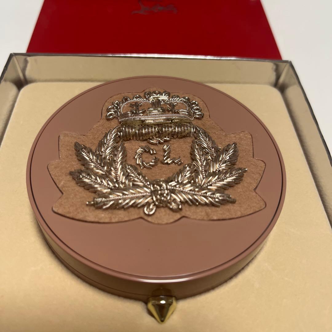 クリスチャンルブタン　ビューティー タンフェティッシュ　モノクローム　ケース