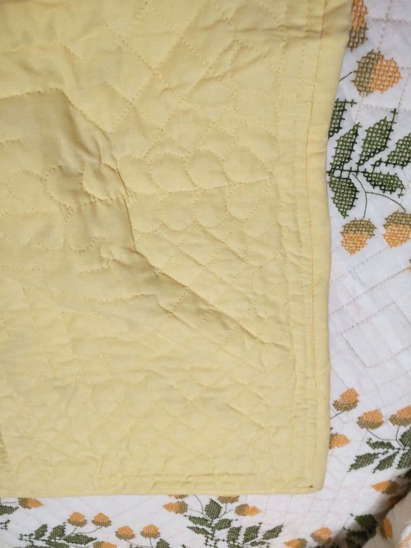 フランスアンティーク どんぐり ヴィンテージ クロスステッチ キルティング