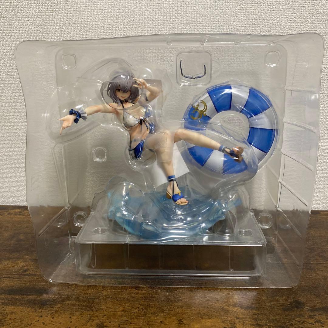白銀ノエル　水着　フィギュア