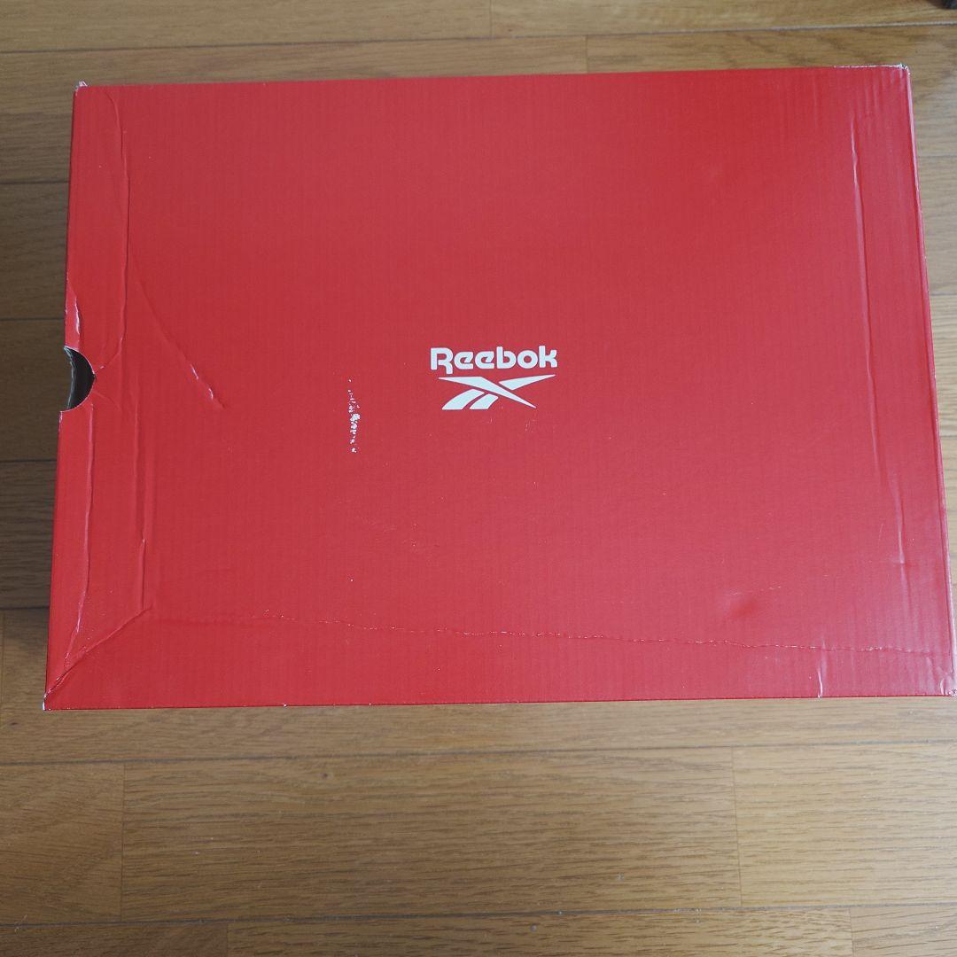 Reebok バスケットボールシューズ グレー　エンジンA