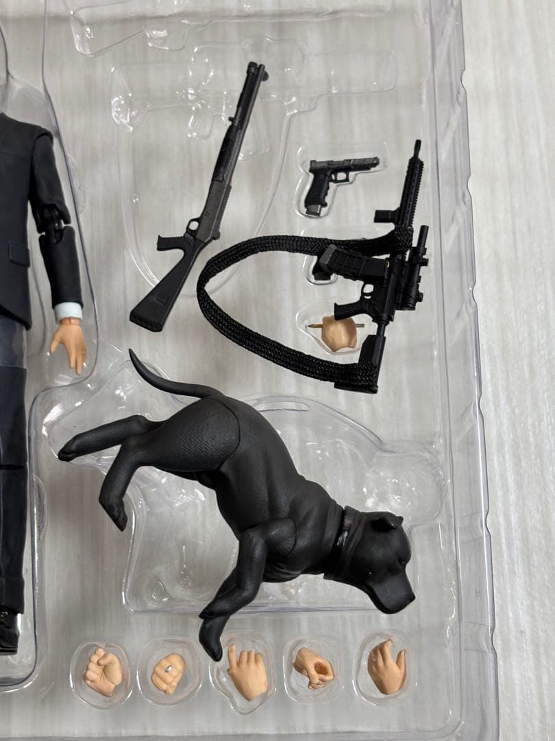 mafex ジョンウィック チャプター2 フィギュア figure john