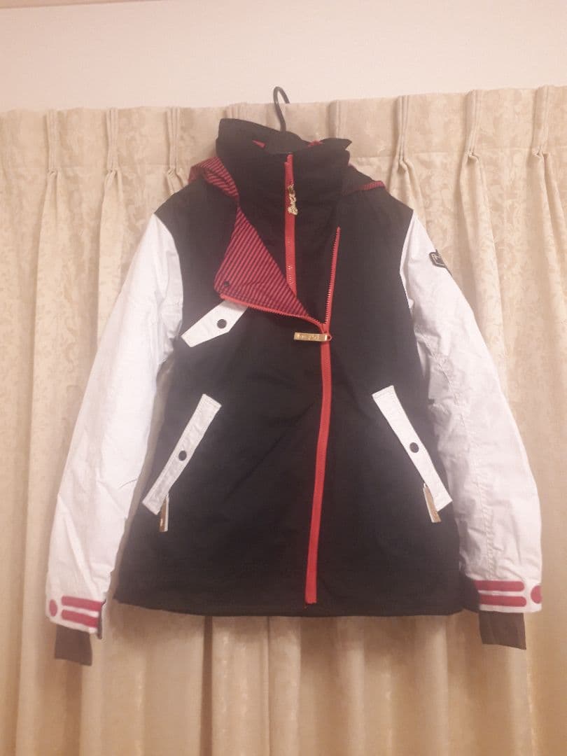 W10.スノボウェア