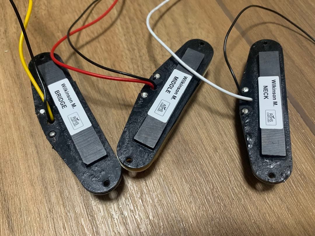 s*n様 bacchus ストラト　初期ロゴ　改造多数