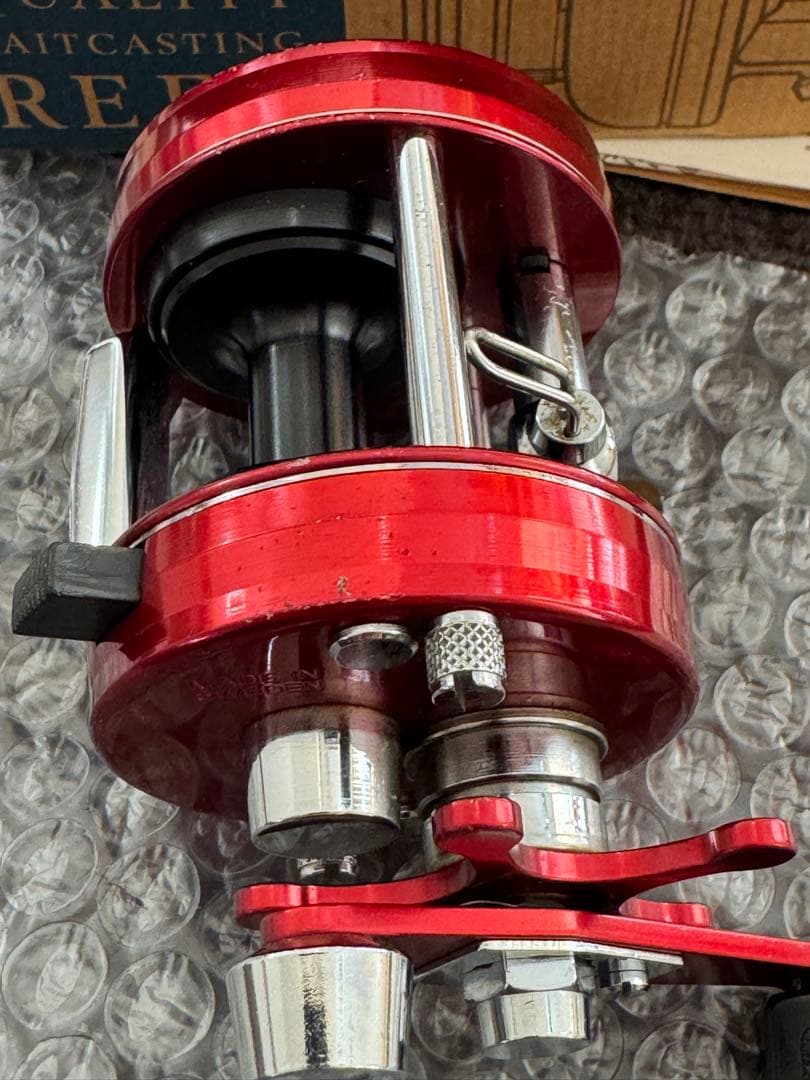 ABU Ambassadeur 2500C ベイトリール