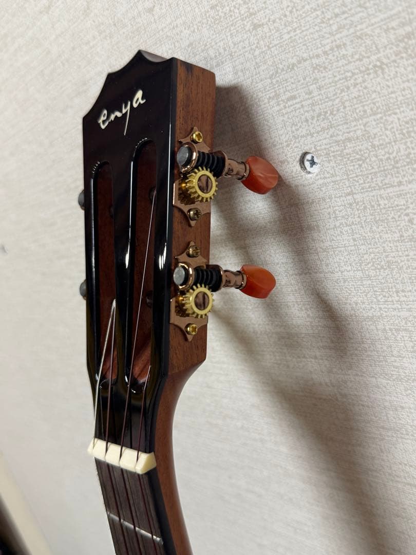 ENYA テナーウクレレ　EUT-S1 ケース付き
