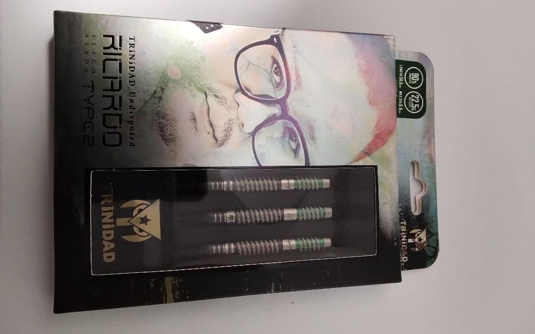 ま*ぃ様 トリニダード!浅田斉吾!リカルド!タイプ2!新品同品!ダーツセット