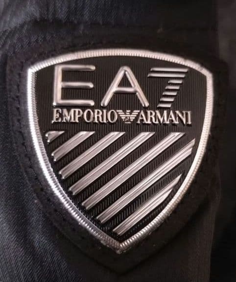 ❴本物·正規❵　エンポリオアルマーニEA7 ブラック ダウンジャケットМサイズ