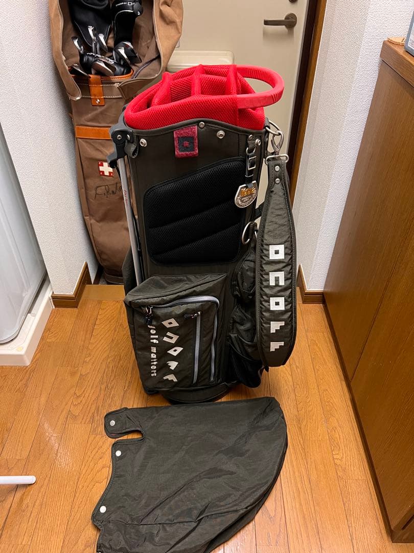 【美品】ONOFF キャディバッグ ダークグレー 赤 カバー付き