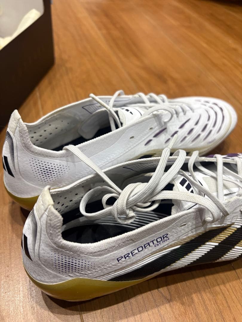 極美品 プレデター エリート HG/AG 26.5cm アディダス JR4489