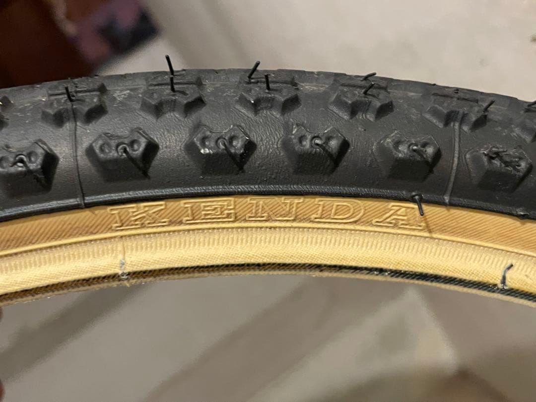 old bmx サイドスキン タイヤ 24 × 1.75 KENDA 2本