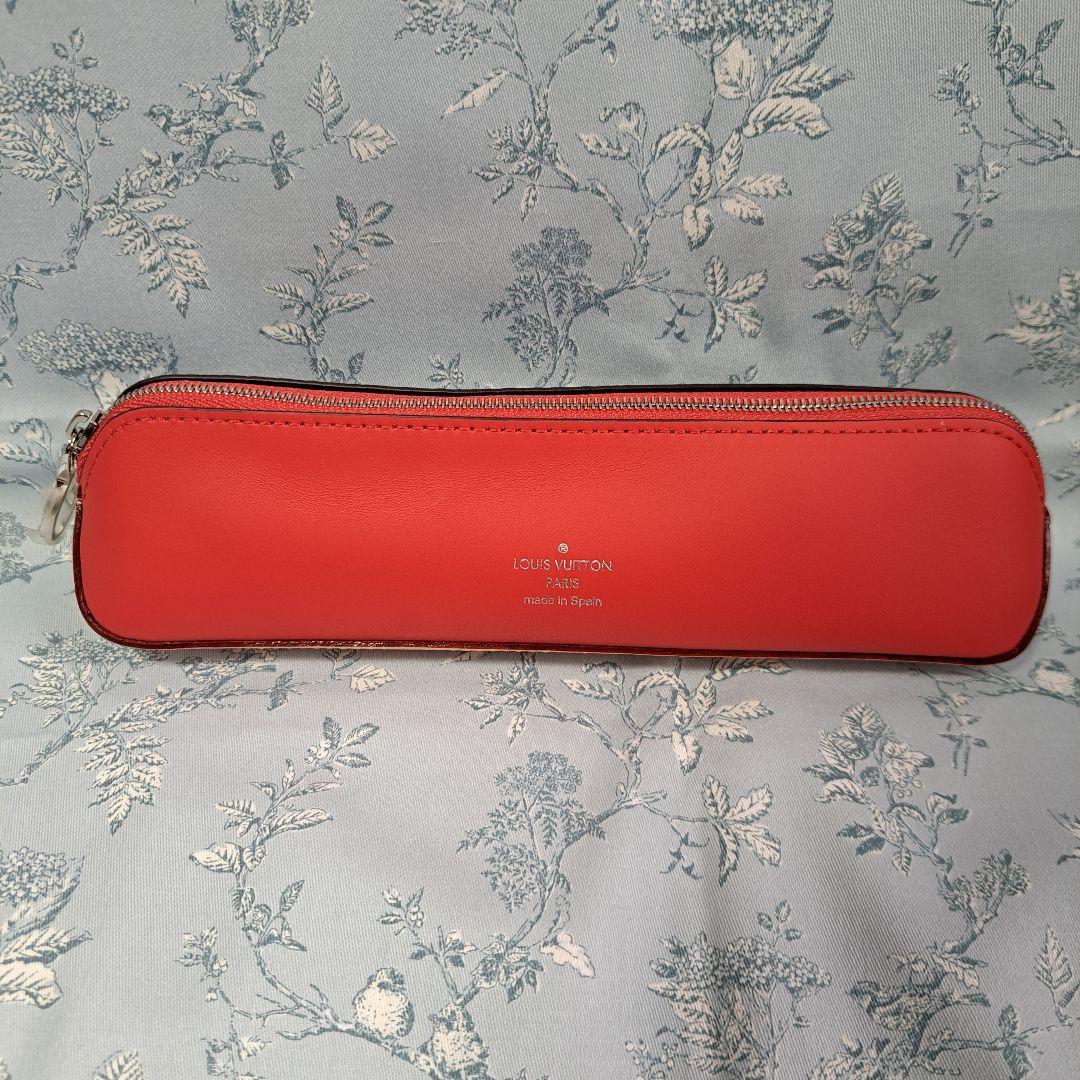 【未使用品】LOUIS VUITTON トゥルースエリザベットペンケース(筆箱)