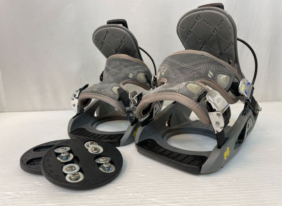 YONEX スノーボード 120cm とFLOWビンディング付　対応:小学生