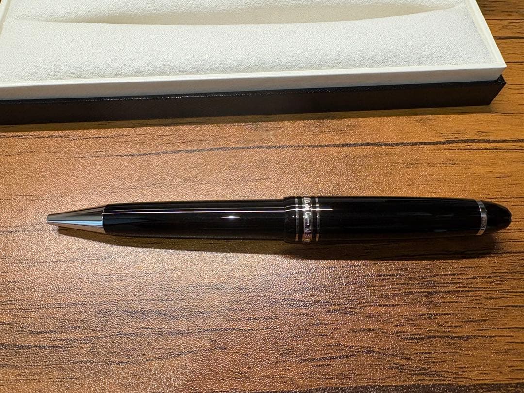 MONTBLANC 黒 ボールペン 専用ケース付き（未使用）