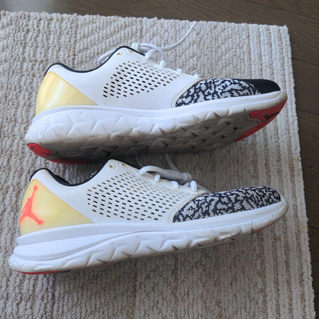 ウエイトトレーニング NIKE JORDAN TRAINER ST 26.5cm