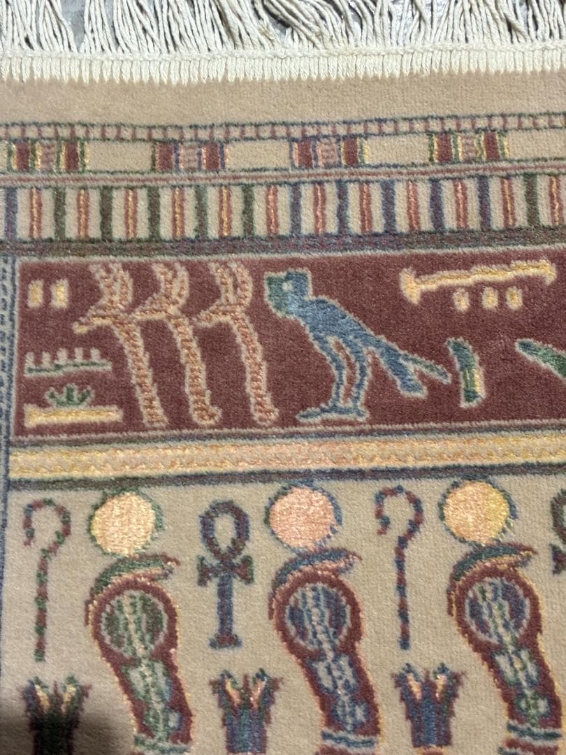 ✦エジプシャンラグ✦ 193cm×184cm　壁画ラグ 古代エジプト 大判ラグ