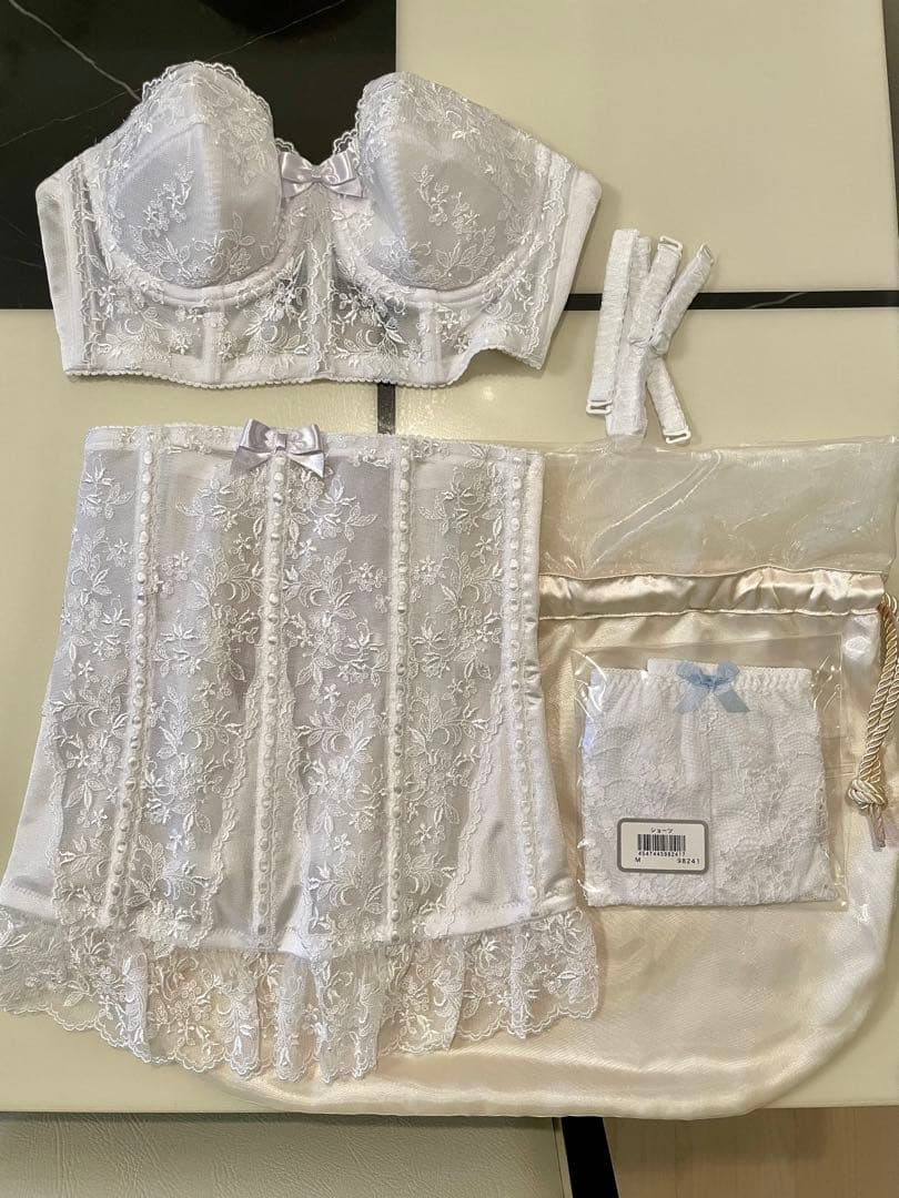 【タロ吉さま専用】セモア ブライダルインナー