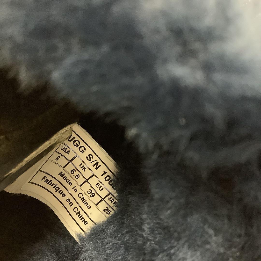 美品　アグ　UGG スワロフスキーボタン　星座柄　ムートンブーツ　25