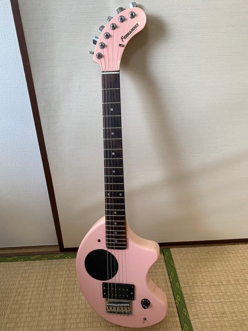 FERNANDES zo-3 ギター　ピンク