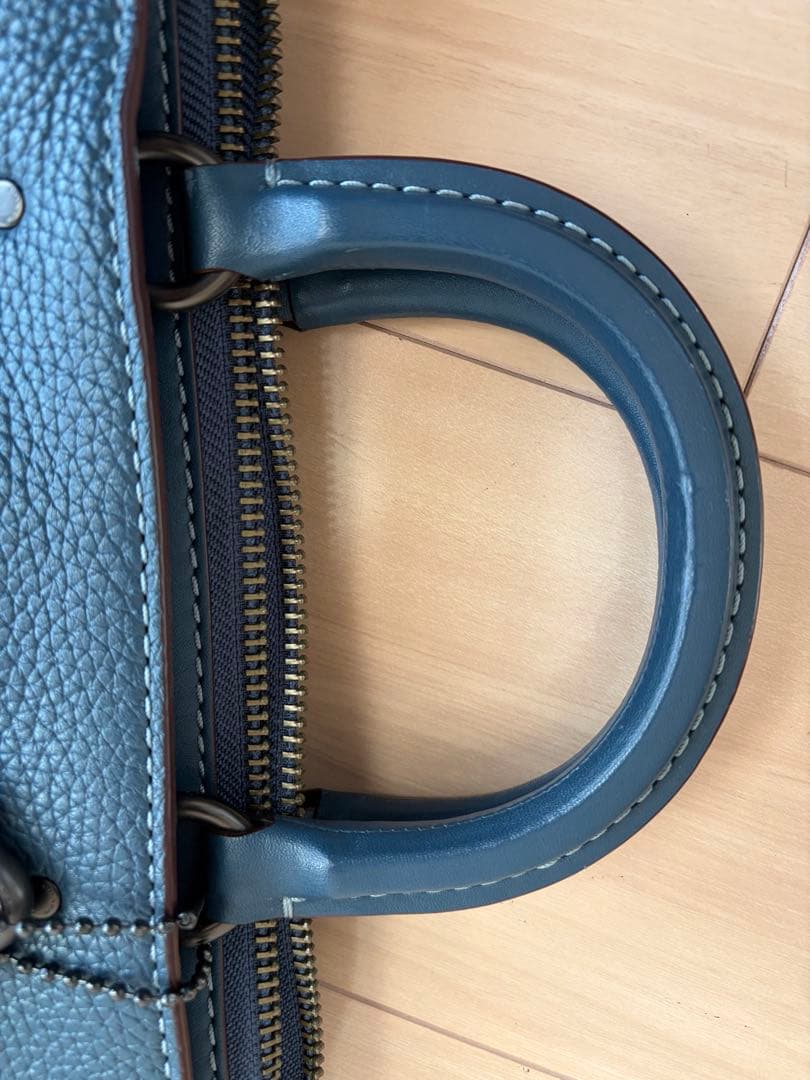 コーチ　11104 ローグブリーフ　グラブタンペブルレーザー　デニム(青系)