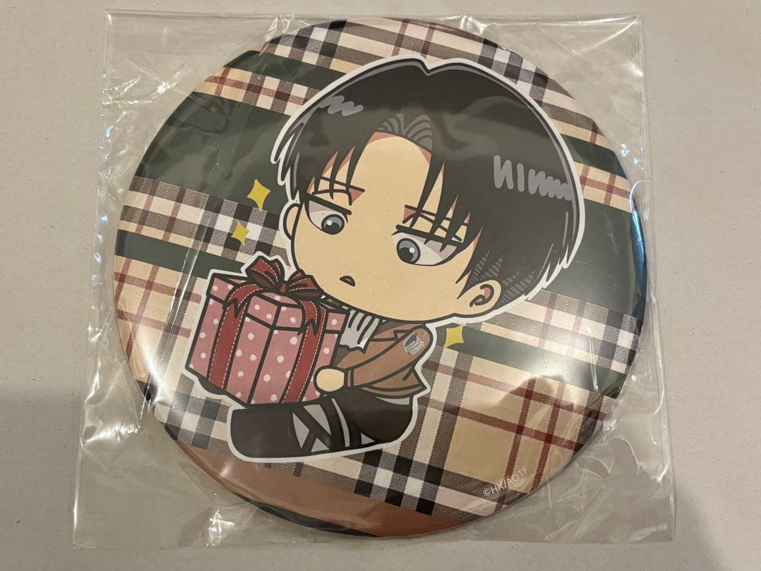 進撃の巨人　バレンタイン　ビッグ缶バッジ　リヴァイ